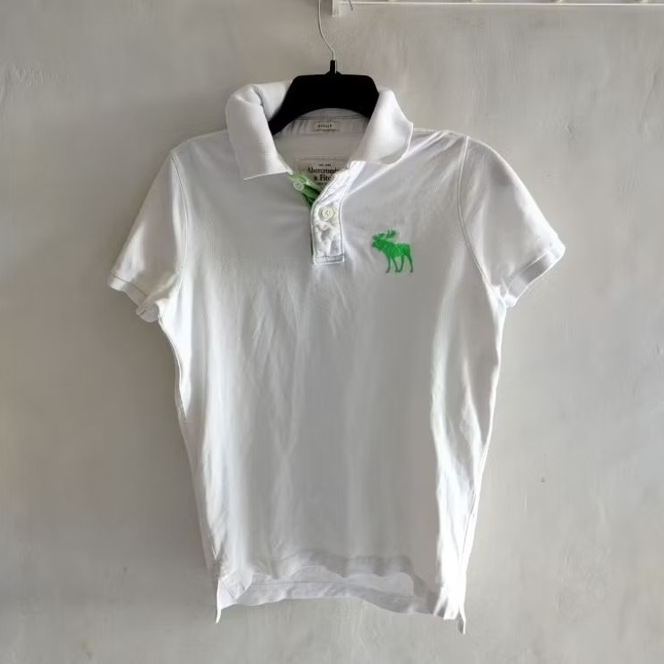 KAOS polo shirt SIZE S Abercrombie fitch pria.