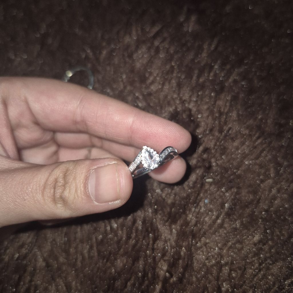 cincin berlian perhiasan cewek beli di kkv
