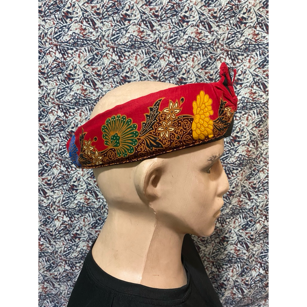 Iket Kepala Sunda Udeng Blangkon Totoprak Merah Batik Motif Mega Mendung Model Bolong Tali Ikat Size