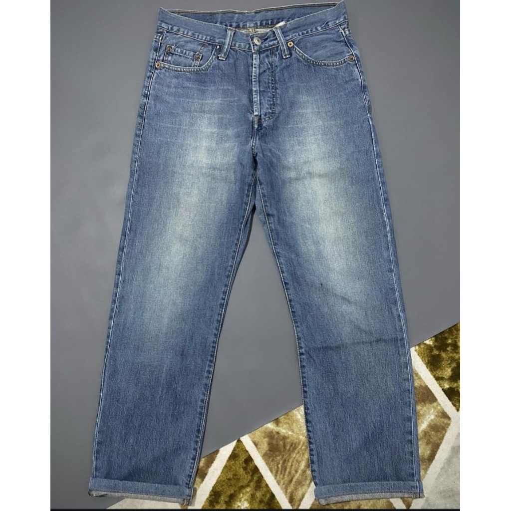 levis 501 bekas
