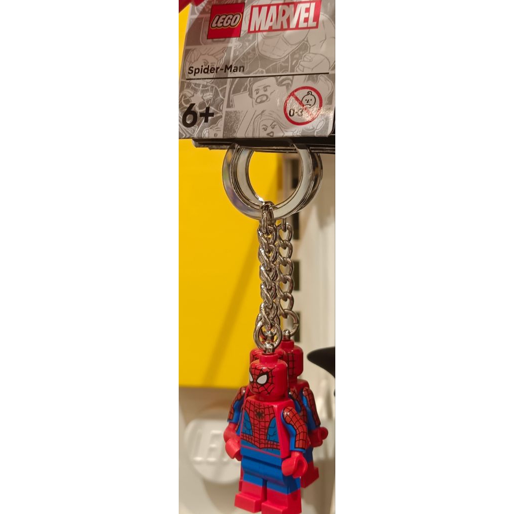 gantungan kunci lego karakter spiderman