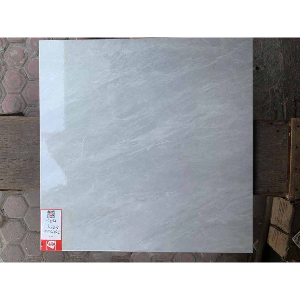 Asia Keramik Fortuna Grey 50x50 Glosy - Keramik Lantai Grey Motif Murah Meriah