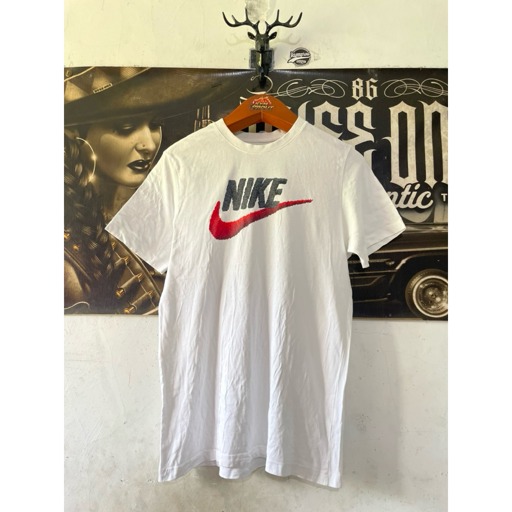 kaos nike second