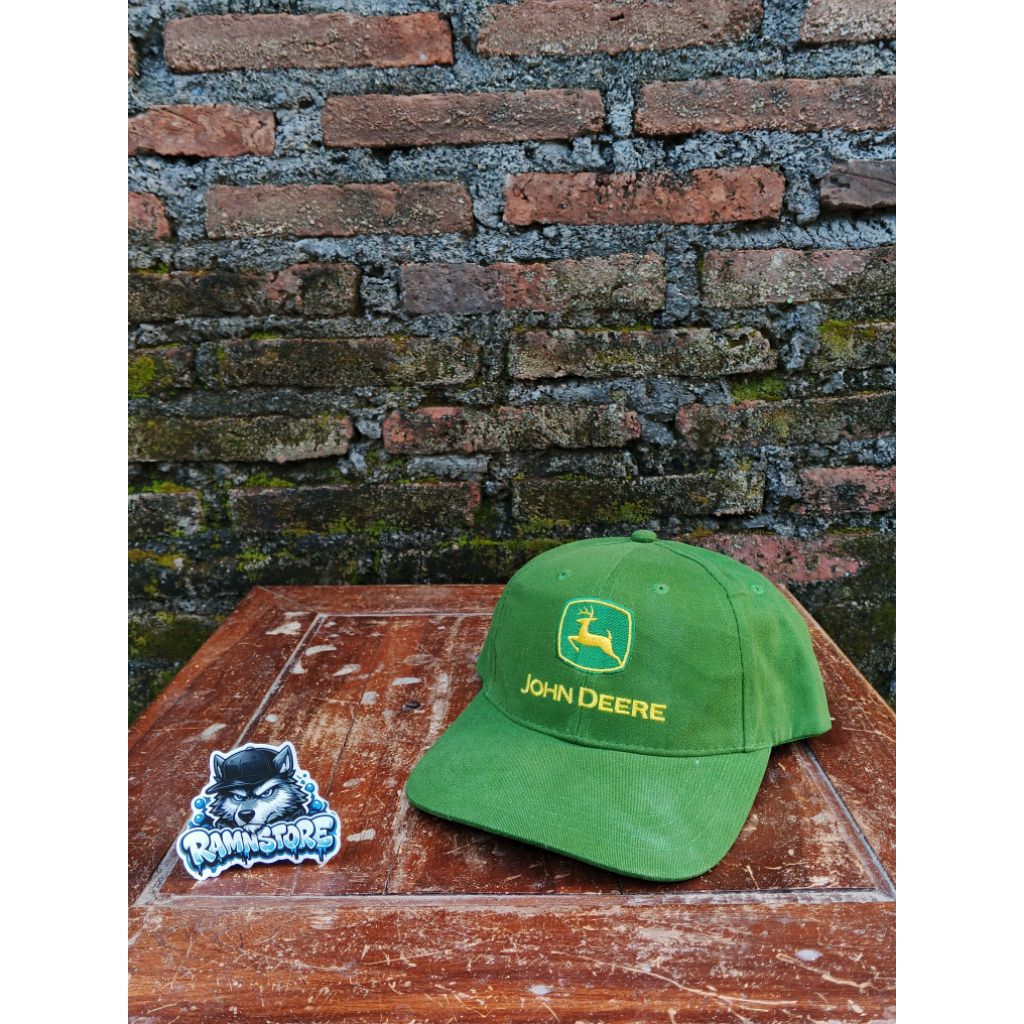 topi john deere