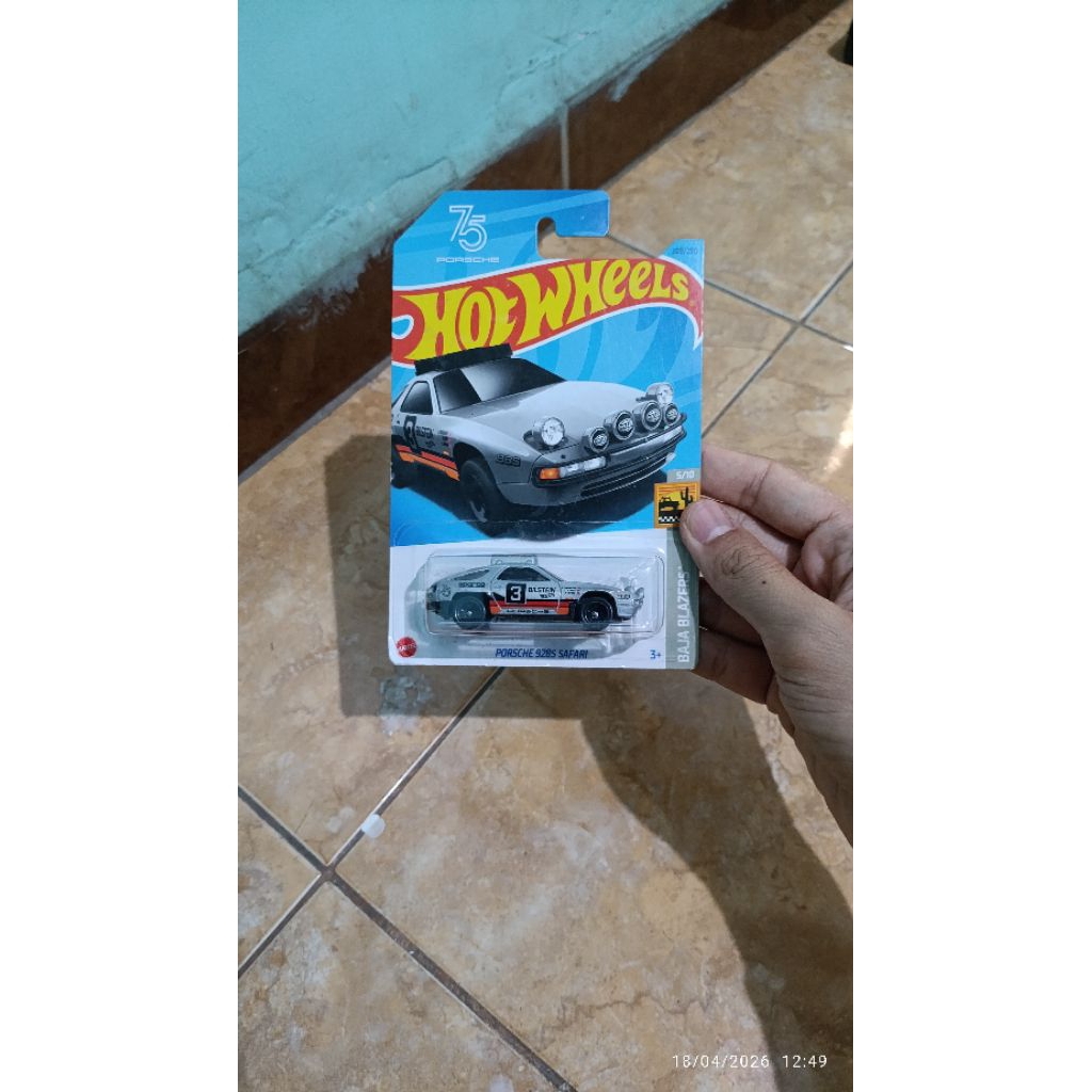 Hotwheels Porsche 928S Safari