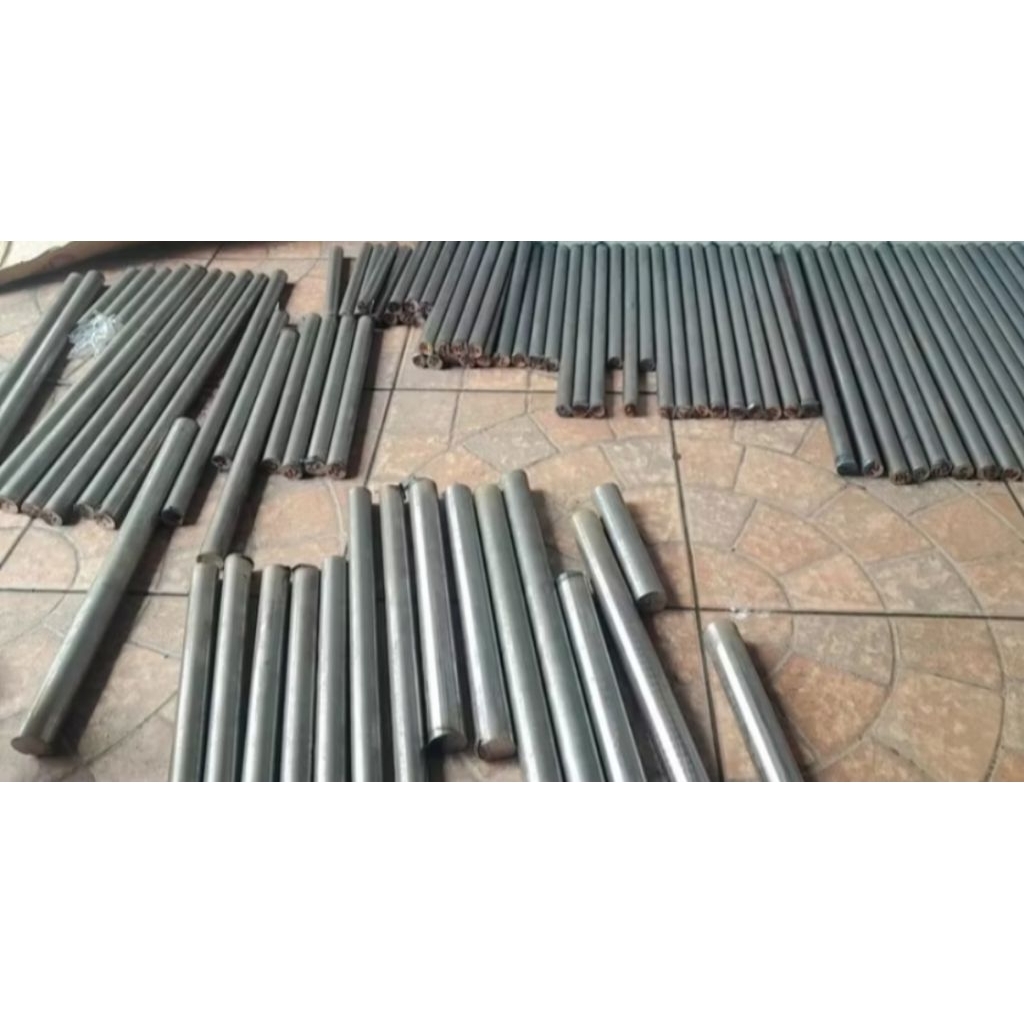 As Besi Batangan Bulat Diameter 45 mm  Panjang 25 cm As Besi