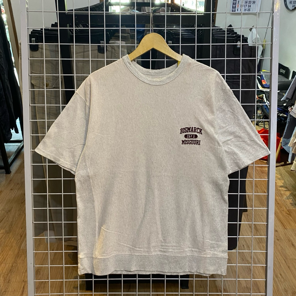 Seeroots Bismarck Tee.