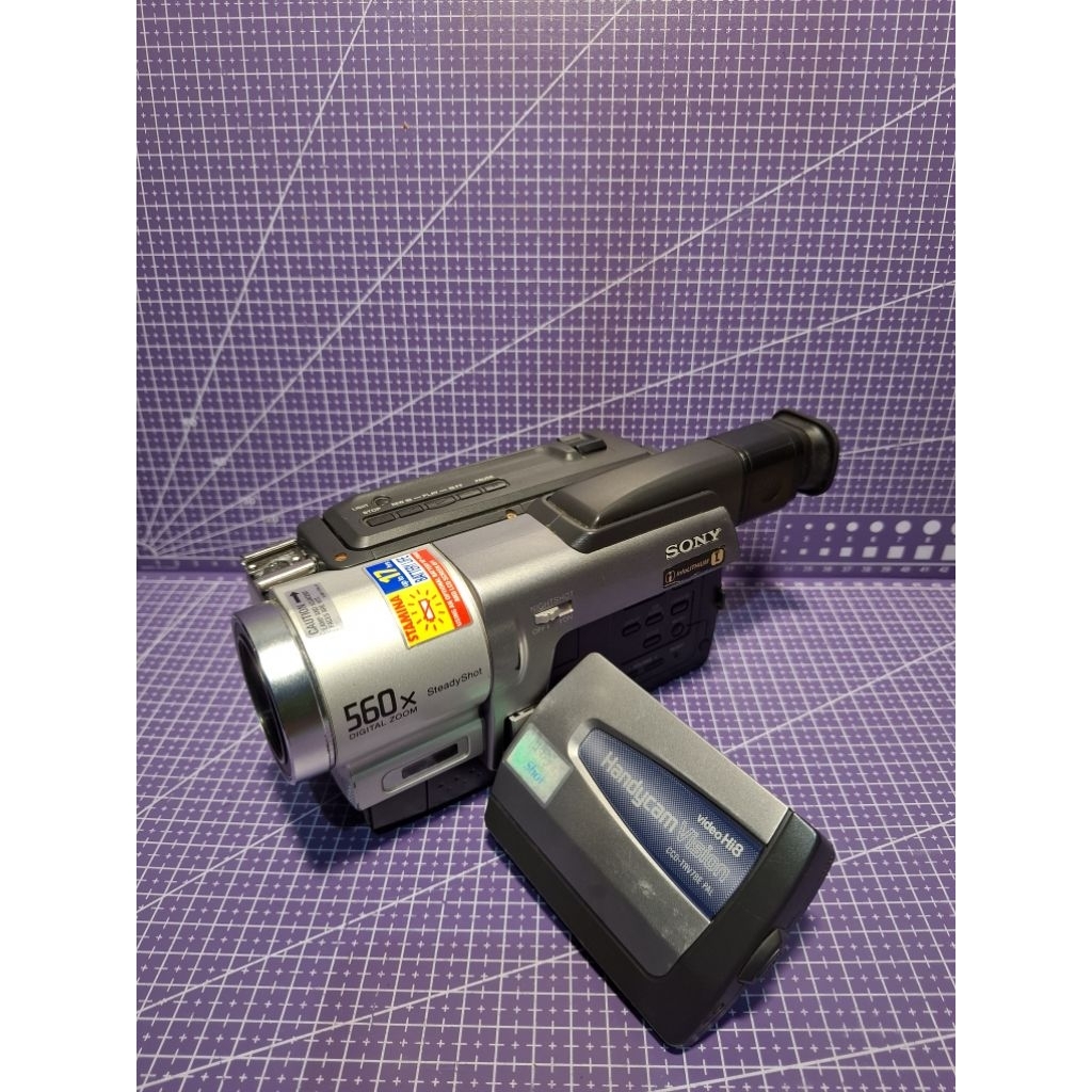 Handycam Sony CCD-TRV78