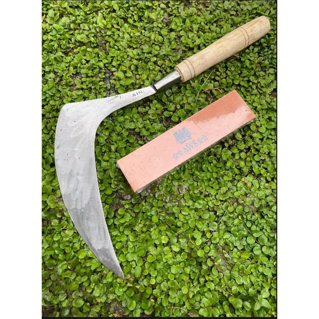 Arit Model Jepang Dan Batu Asah  - Sabit Potong Rumput Padi Dan Asahan Batu 2 Sisi - Set Arit Dan As