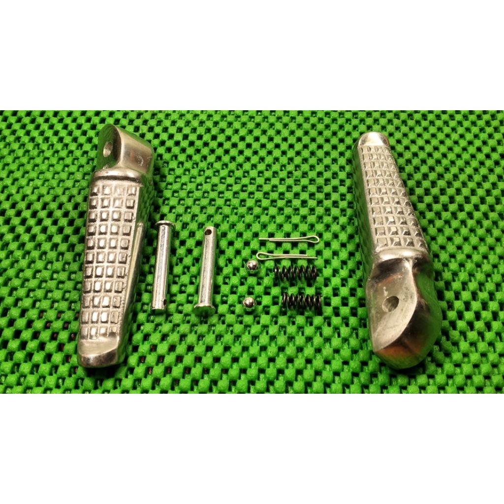 Footstep step pijakan kaki belakang cb150 R cb 150 old / CBR 150R CBR 150R k45 / Sonic / Supra GTR