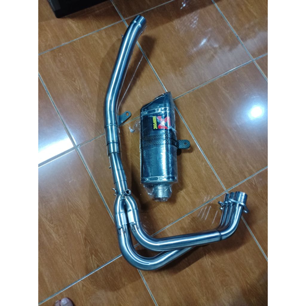 Akrapovic karbon Slovenia fullsistem zx25r header underbelly dan higthmount