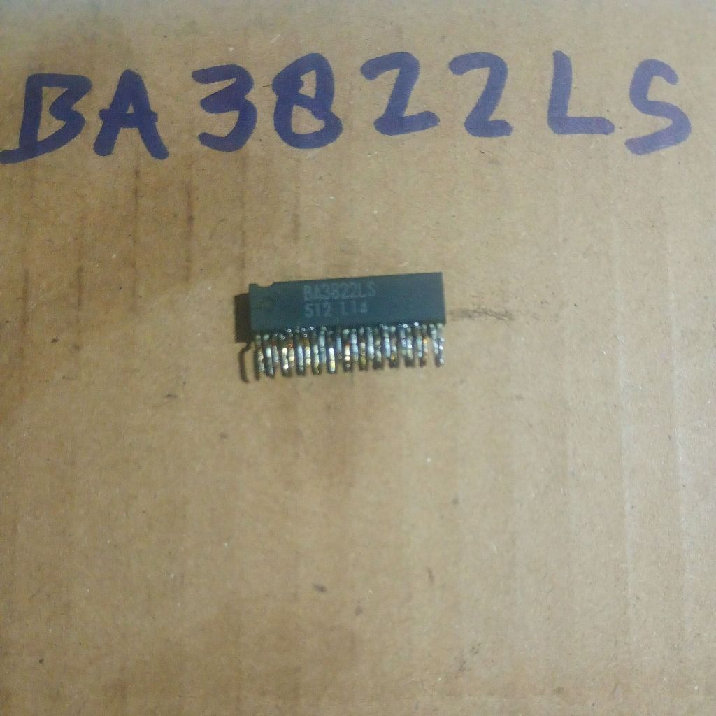 IC EQUALIZER BA 3822 LS CABUTAN ORI AMAN NORMAL di jual per 1 biji