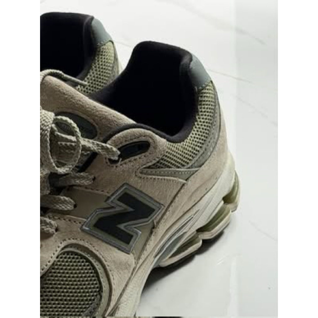 New Balance 2002R Honeydew Green M2002RFT — Size US 11 / EU 45 ORIGINAL second