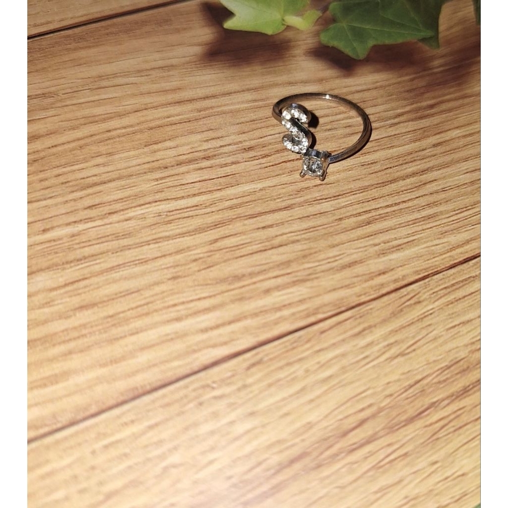 cincin free size wanita alphabet huruf s, aksesories wanita