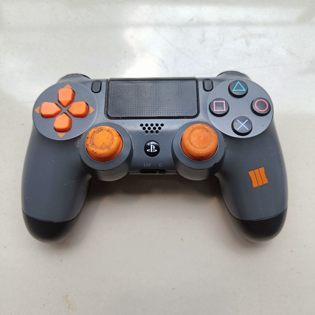 Dualshock 4 stick ps4 Black Ops III Limited Edition Ori Mesin