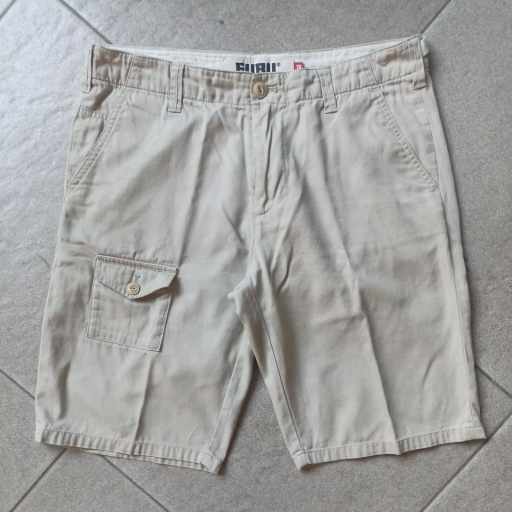 celana pendek fubu