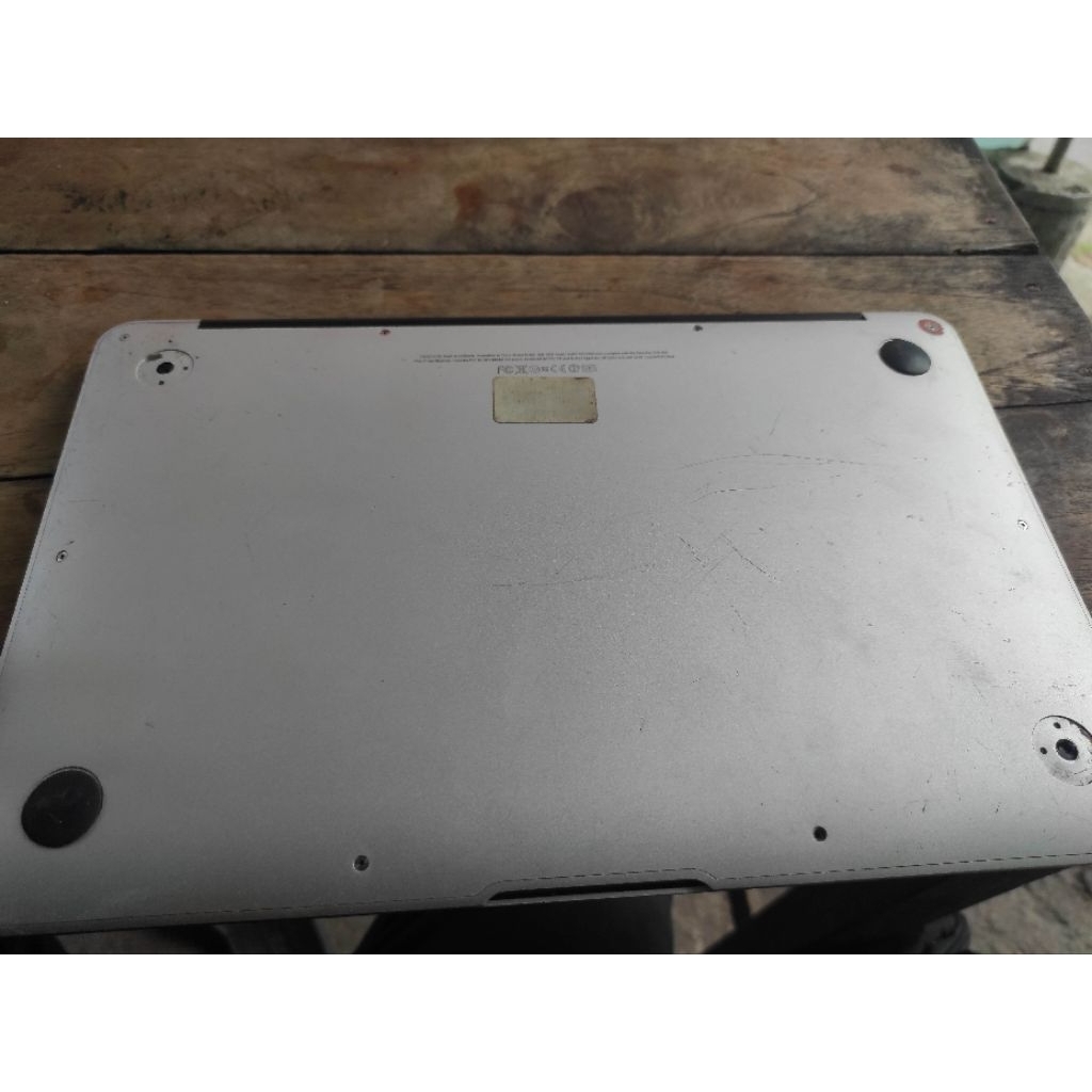 Macbook A1465 Matot