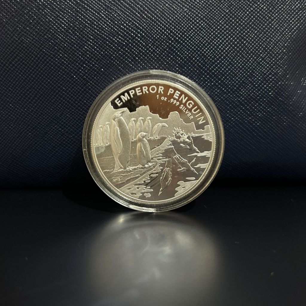 Koin Perak 1 oz Emperor Penguin 999