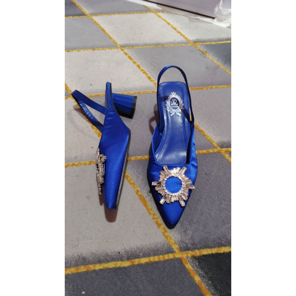 sandal heels diva biru