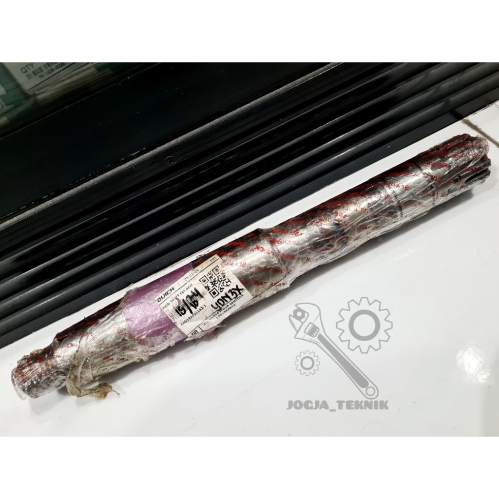 Sparepart Traktor Quick Main Shaft Sub Assy Traktor GE85 Quick Original/ As Roda Traktor Quick E85 O