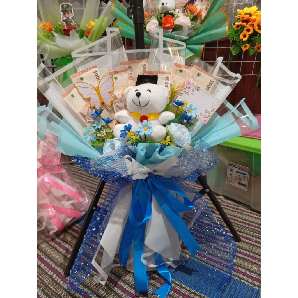 buket boneka uang wisuda/buket wisuda/buket boneka/buket bunga