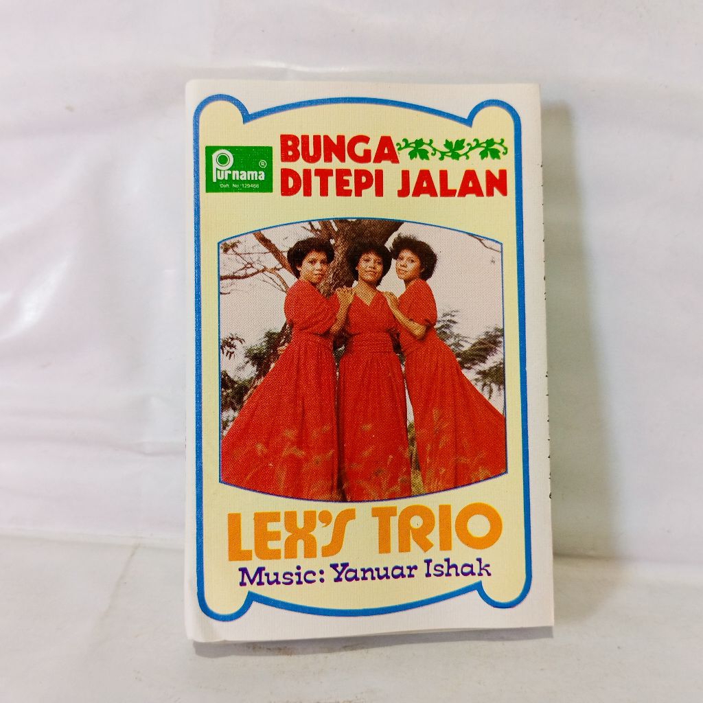 Kaset Lex's Trio - Bunga Ditepi Jalan