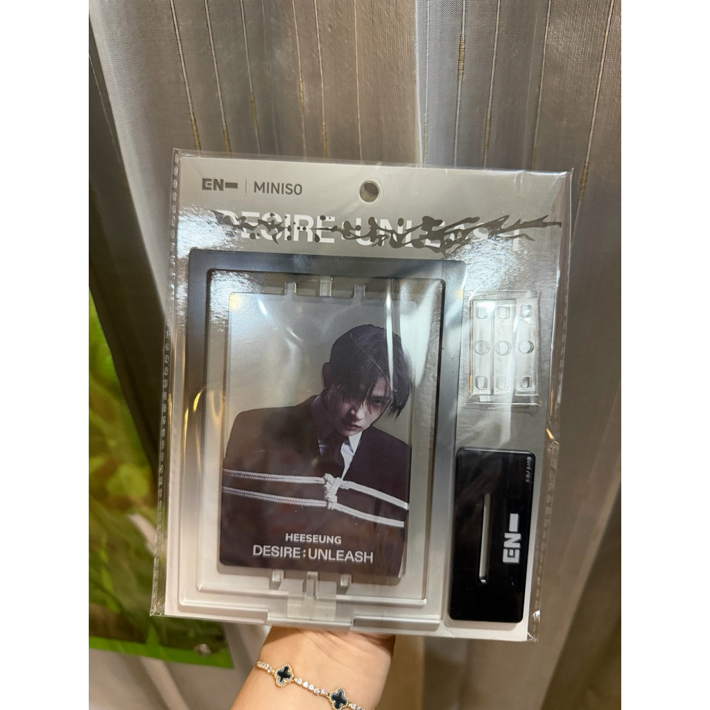 Acrylic Standee Miniso Heeseung Enhypen