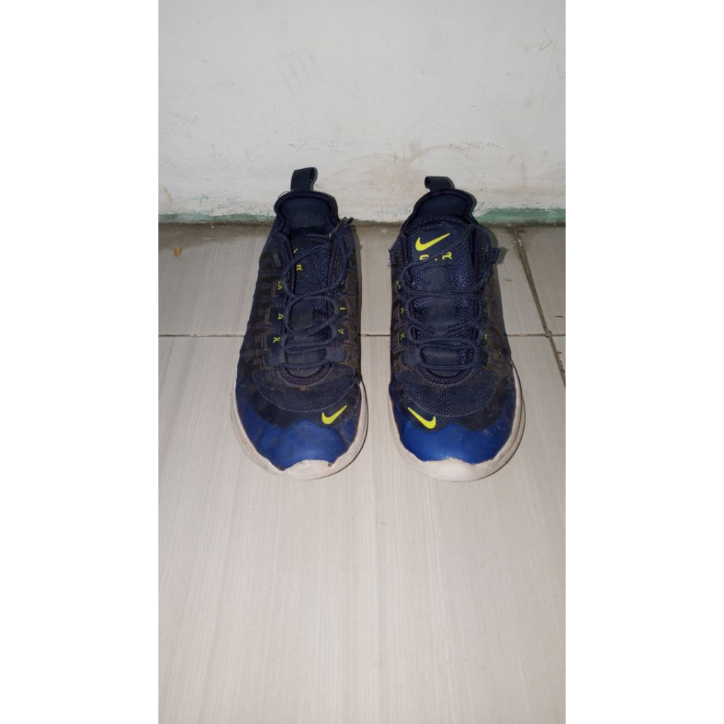 SEPATU SECOND NIKE SIZE 35 INSOLE 22