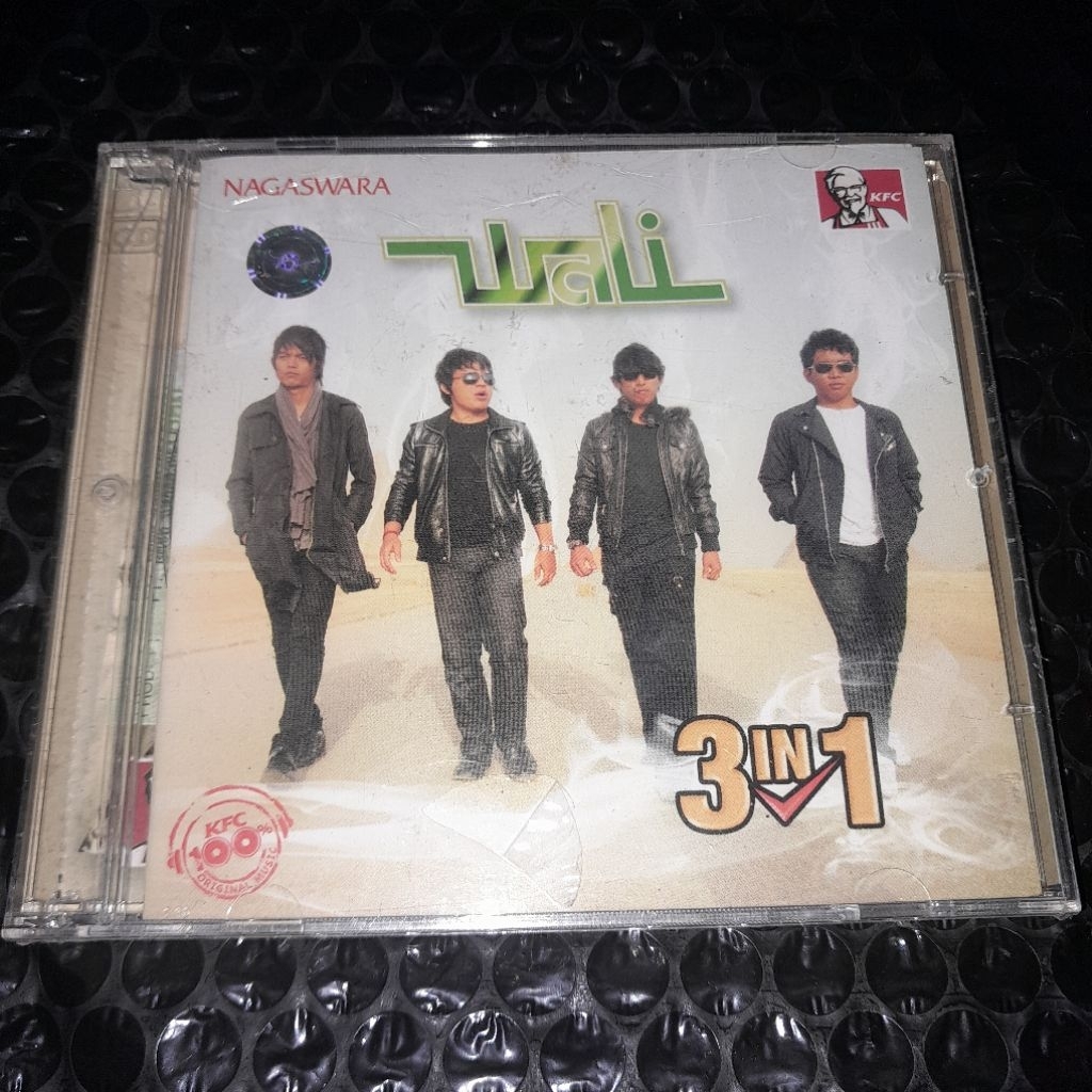 cd wali band 3 in 1 / segel