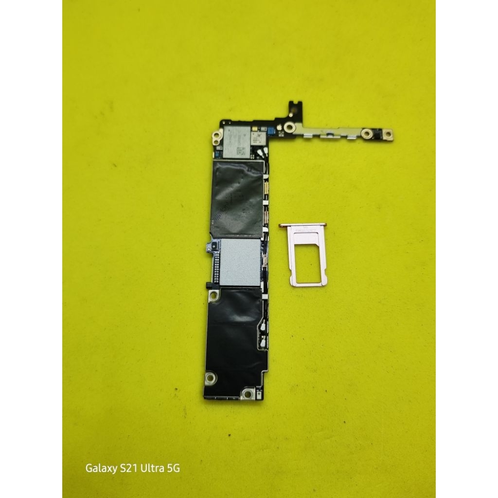 Mesin iPhone 6S 32GB Hidup Normal Masih ada Aku'n Segel