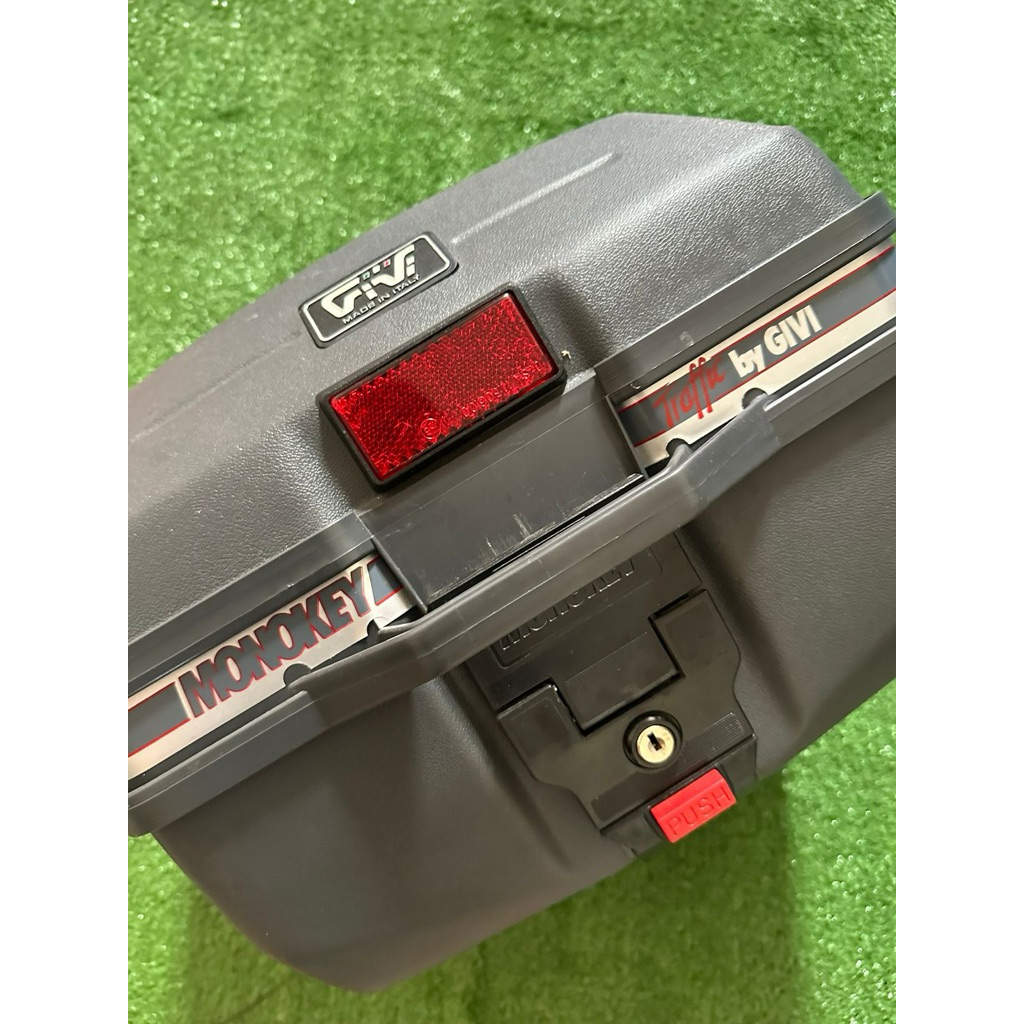 Box Givi Untuk vespa PX Series