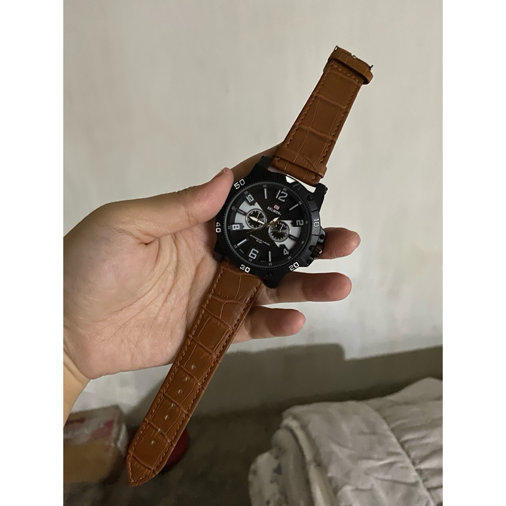 Jam Tangan Pria Curren 8324 Tali Kulit Chronograph Aktif