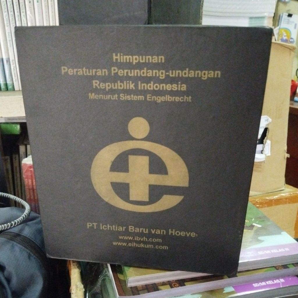 Penjelasan Himpunan Peraturan Perundang Undangan Republik Indonesia Menurut Sistem Engelbrecht