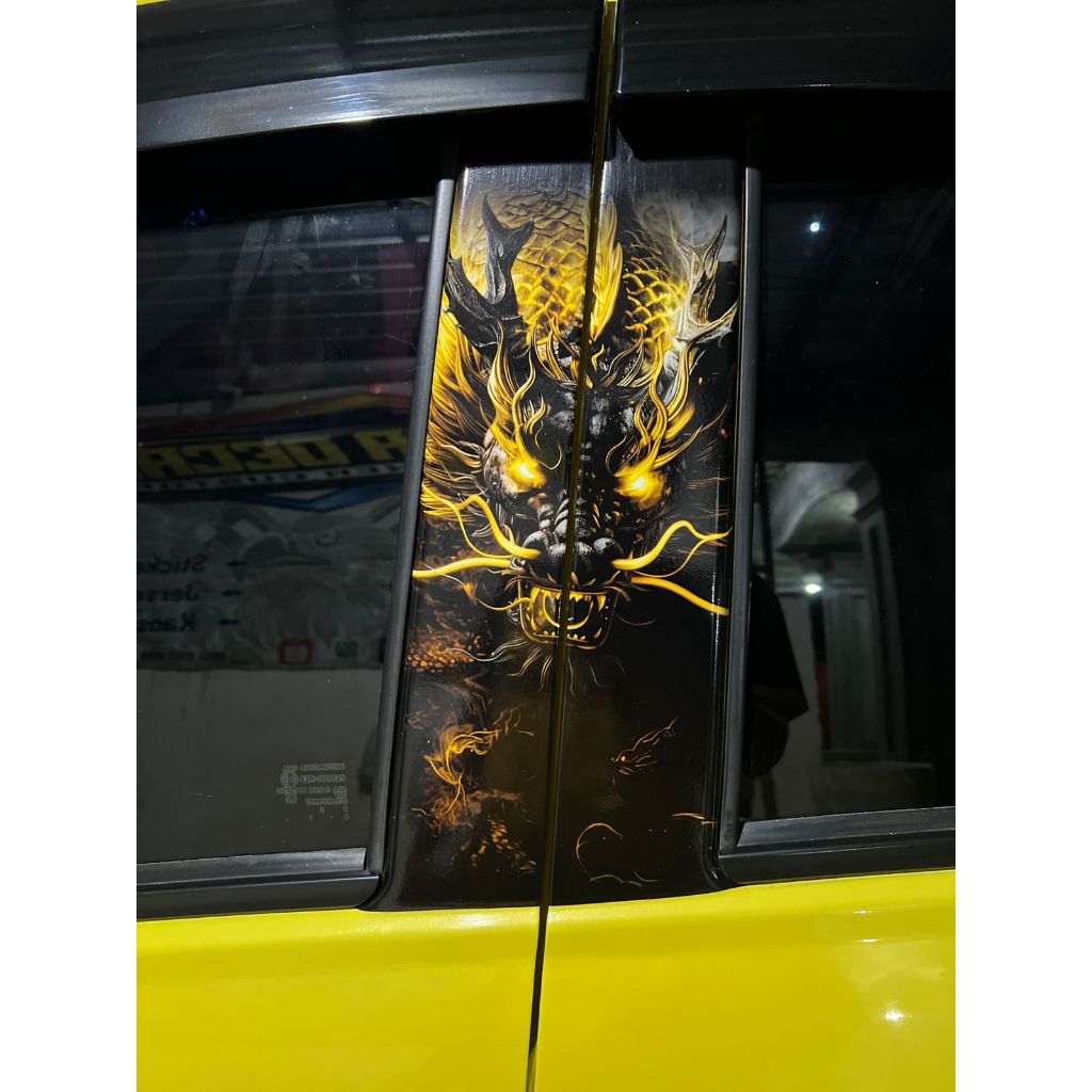 Stiker Pilar Pintu Mobil Satu Set Kanan Kiri - Cocok untuk semua Mobil Motif Naga