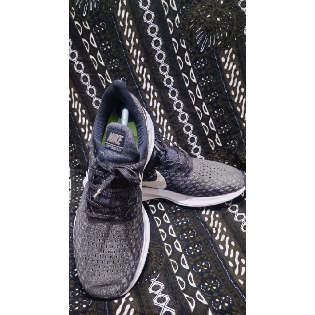 Sepatu Nike Air Zoom Pegasus 35 Second Original Size 43 Insole 27,5