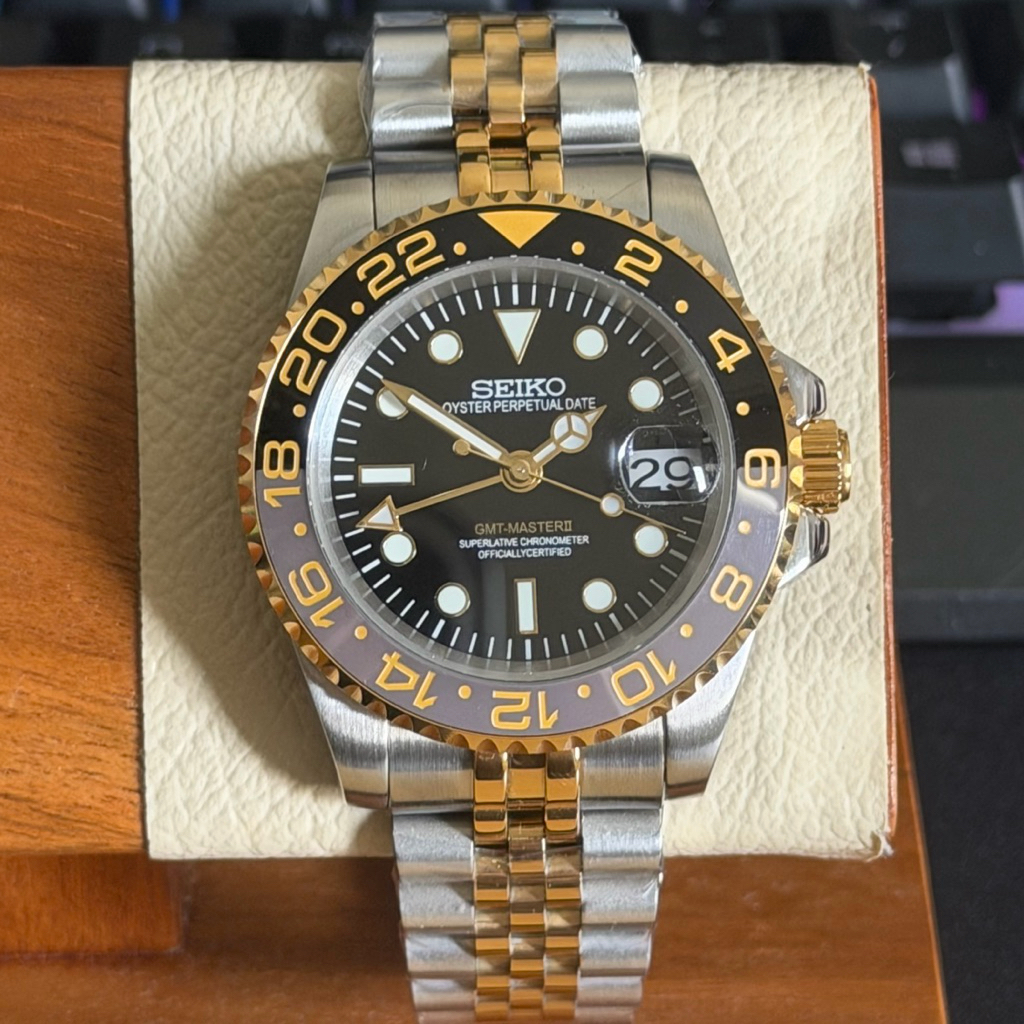 Seiko Guinness Two Tone NH34 GMT Master ii True GMT Active