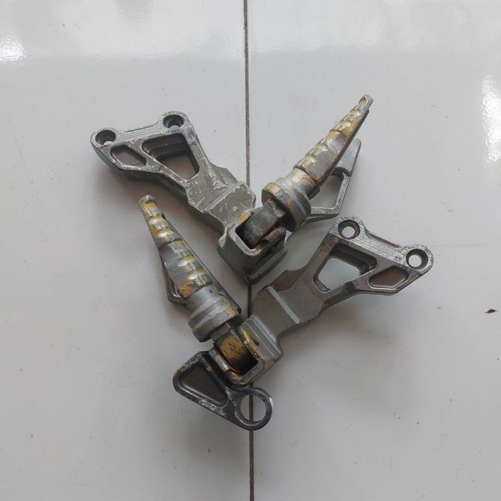 Footstep Postep Belakang Satria Fu KLX Variasi