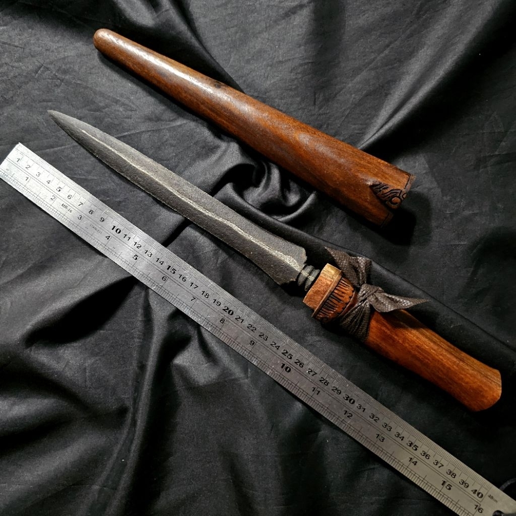 Seken Sapu Jagad Pamor Lintang Kemukus