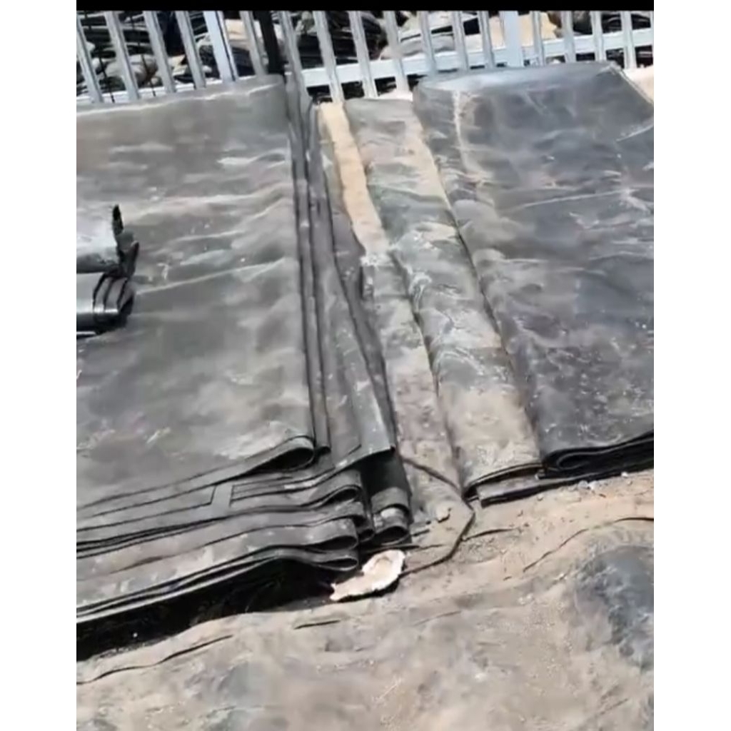 terpal geomembran HDPE atau terpal tambak ketebalan 500 micron UK. 6 x 8 m