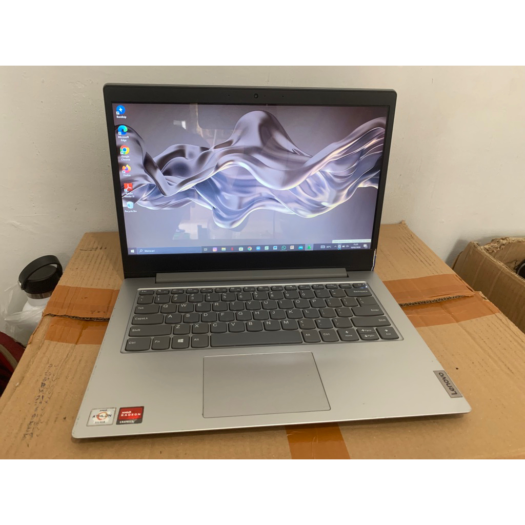 Laptop Lenovo ideapad slim, Processor AMD Athlon silver 3050e, ram 4gb, mmc 64gb