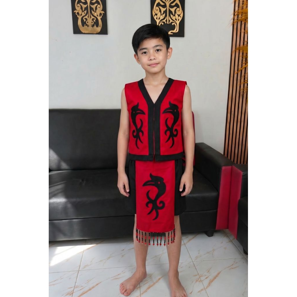 Pakaian adat dayak anak laki-laki ( umur 8-11 th)
