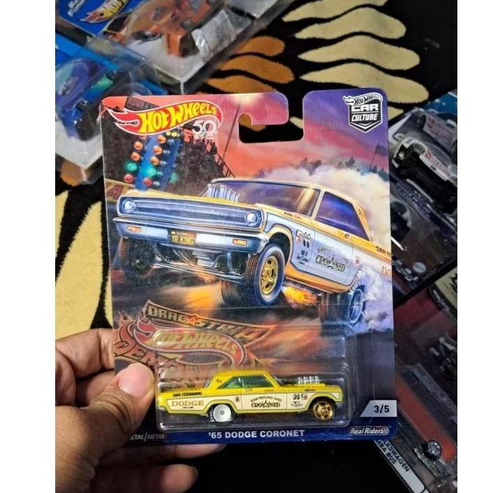 Hot Wheels Premium Dodge Coronet Kuning
