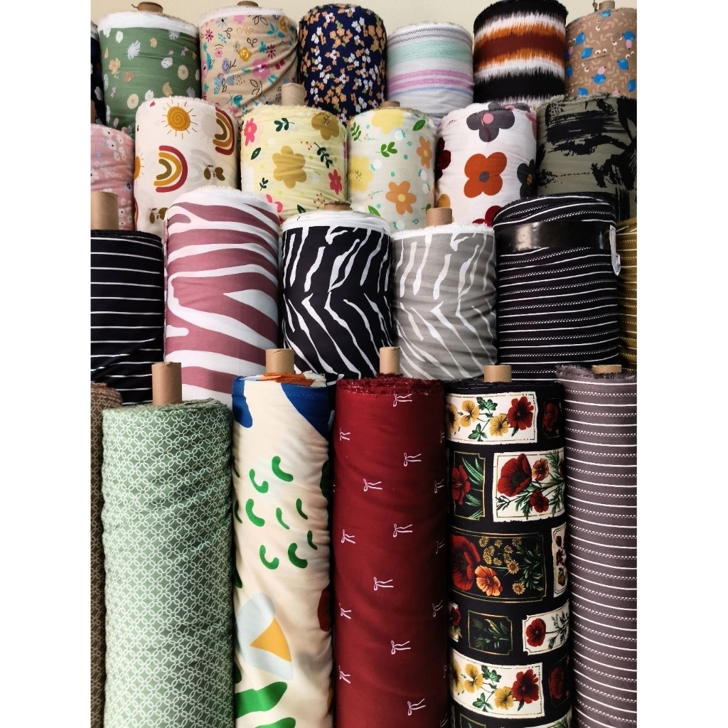 kain katun / rayon premium motif bunga kecil  / katun rayon motif anak anak / rayon motif bestseller