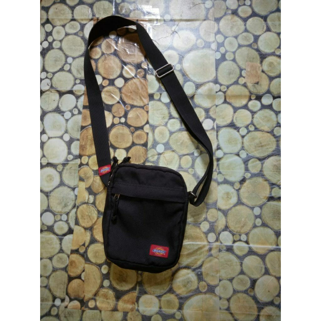 Dickies sling bag black
