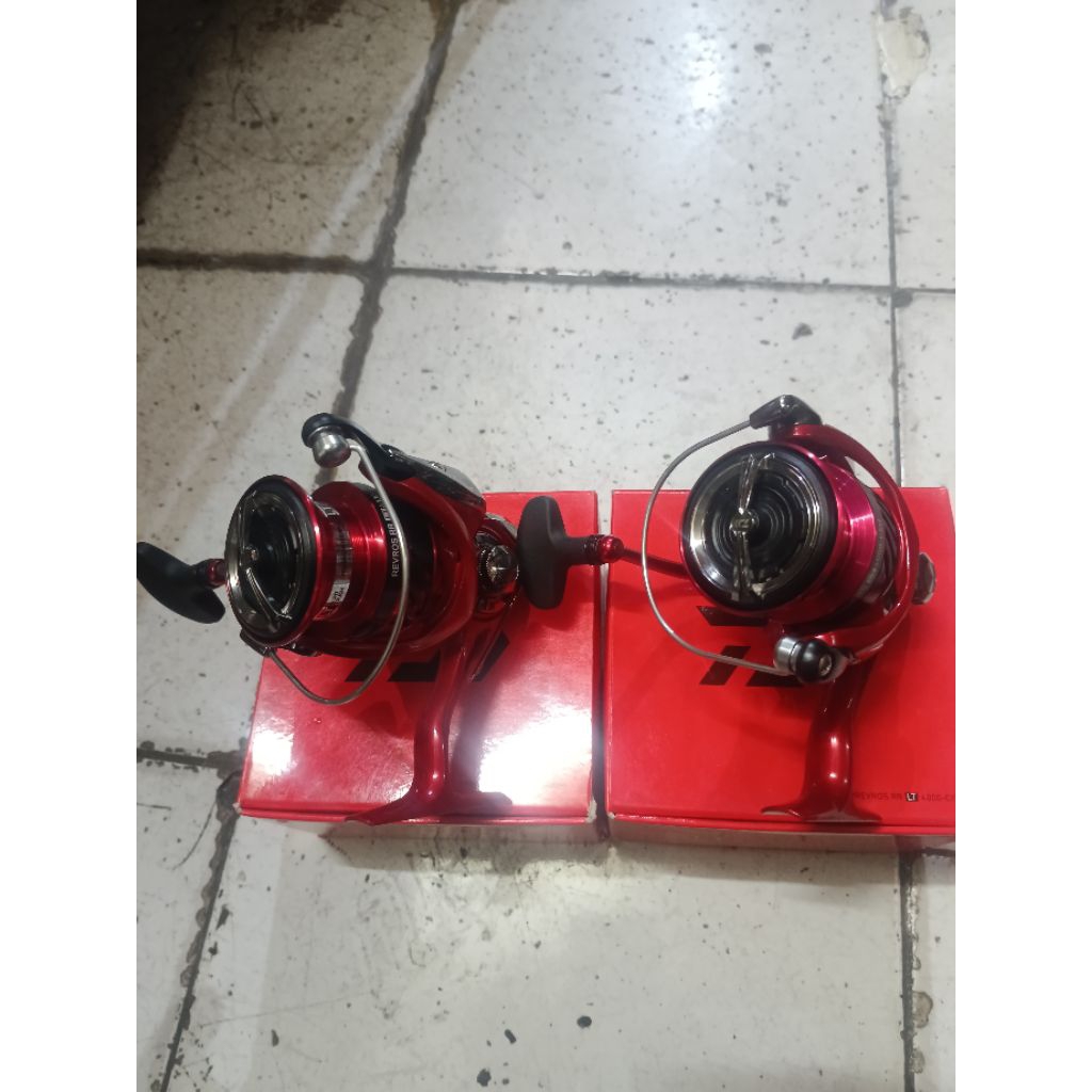 Reel Daiwa Revros RR LT 4000-CXH