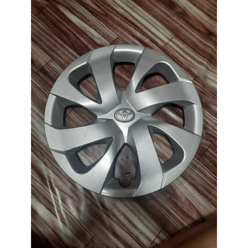 WHELLDOP TOYOTA SIENTA TUTUP VELG RING15 INCHI