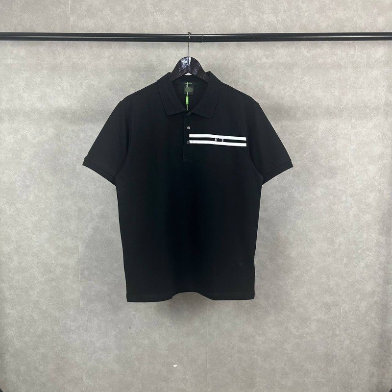 Kaos Polo Pria Biru Tua Lengan Pendek Dengan Garis Putih Di Dada