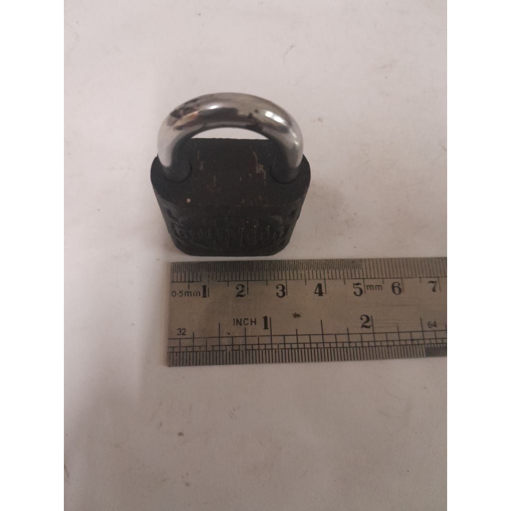 Jual Gembok Merk GOLDDOOR 40mm ( Tidak Ada kuncinya )