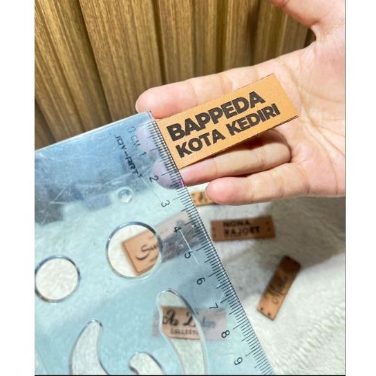 gravir label kulit custom