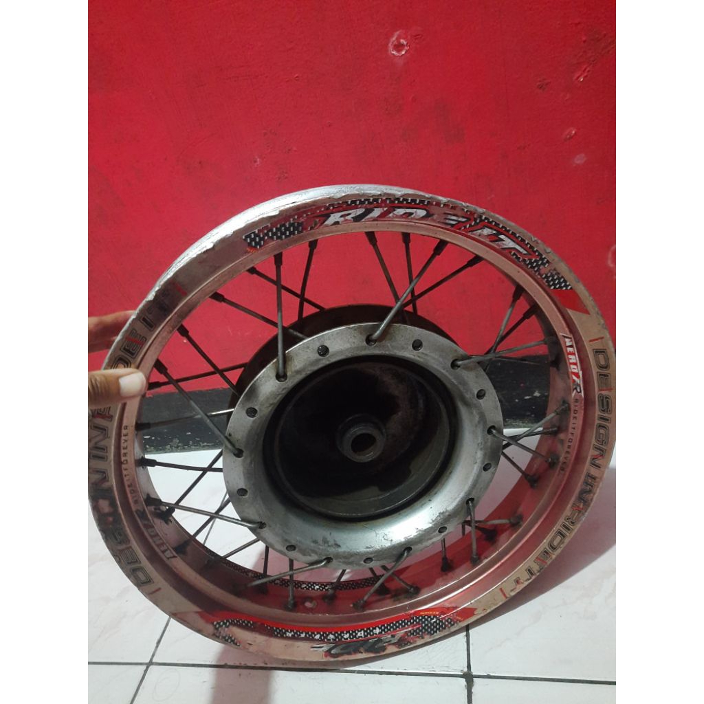 velg belakang spin as kecil (18)
